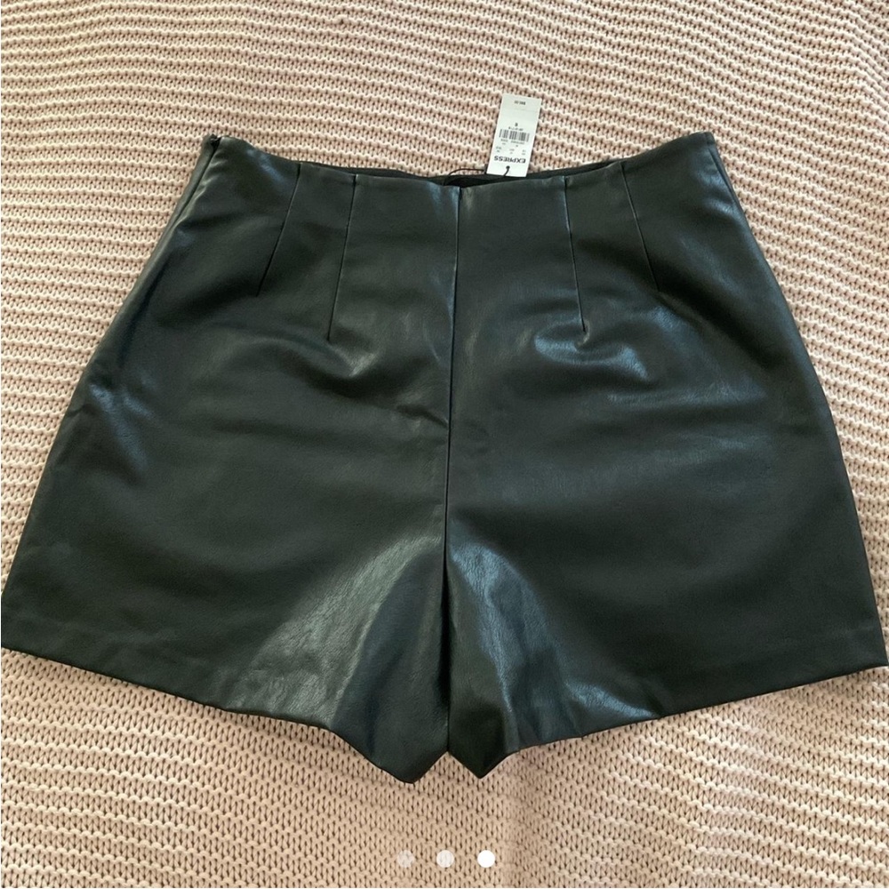 express shorts